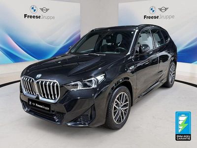 Schwarz Gebraucht 2022 BMW X1 Luxury Line SUV | 36.990 € (Fairer Preis)