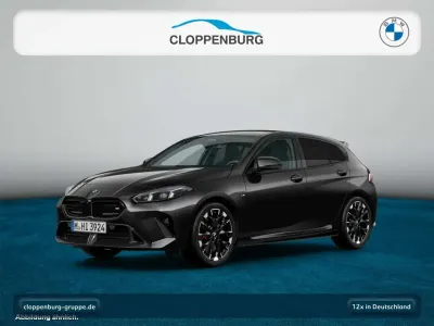 Neu BMW M135 Performance 300 PS (220 kW) 2026 Black sapphire Kleinwagen