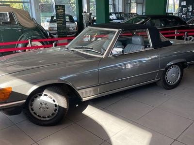 Usata Mercedes SL280 185 CV (136 kW) 1985 Argento Cabrio