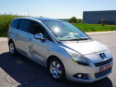 Gebraucht Peugeot 5008 150 PS (110 kW) 2011 Van / Kleinbus