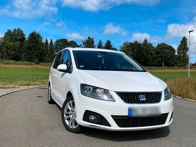Weiß Gebraucht 2012 Seat Alhambra Van / Kleinbus | 9.760 € (Teuer)