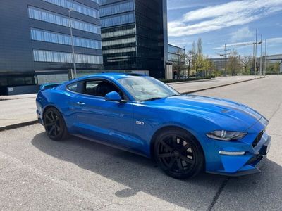 gebraucht Ford Mustang GT 5.0 Ti-VCT V8 GT in Velocity-Blau