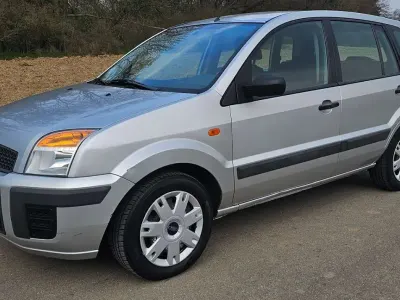 Occasion Ford Fusion Style 101 ch (74 kW) 2008 Argent Citadine