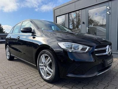 Gebraucht Mercedes E250 Progressive 160 PS (117 kW) 2021 Schwarz Limousine