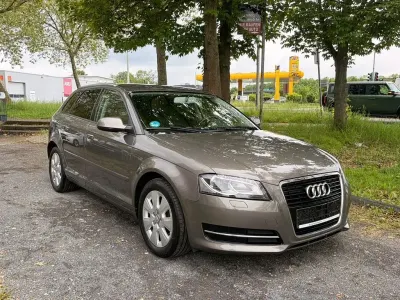 Używany Audi A3 Attraction 105 KM (77 kW) 2012 Szary Hatchback