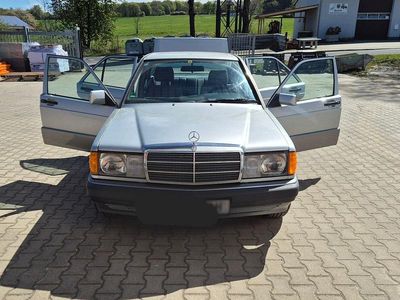 Second-hand Mercedes 190 122 CP (89 kW) 1991 Gri Berlinǎ