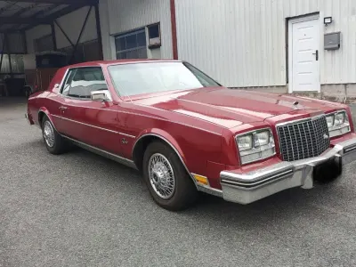 Gebraucht Buick Riviera 143 PS (105 kW) 1983 Rot Coupé