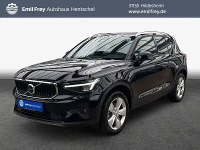 Gebraucht Volvo XC40 Core 163 PS (119 kW) 2025 Schwarz SUV