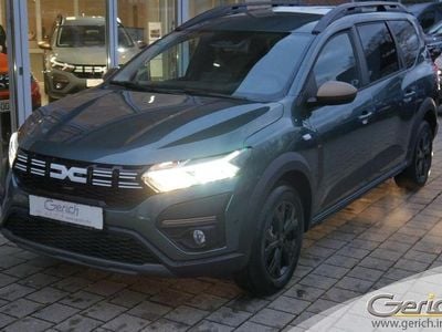 Grün Gebraucht 2025 Dacia Jogger Extreme Van / Kleinbus | 19.900 € (Guter Preis)