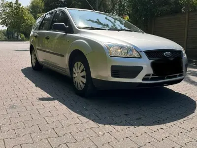Gebraucht Ford Focus 125 PS (91 kW) 2006 Silber Kombi