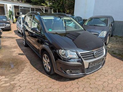 VW Touran Cross