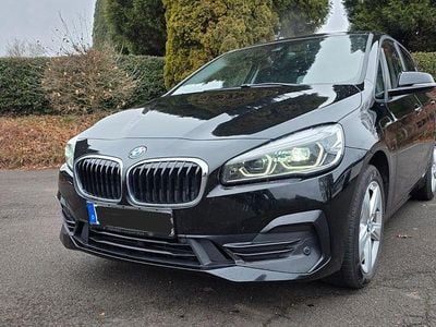 Schwarz Gebraucht 2019 BMW 225 Active Tourer iPerformance Van / Kleinbus | 14.900 € (Fairer Preis)