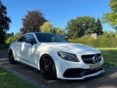 Mercedes C63 AMG