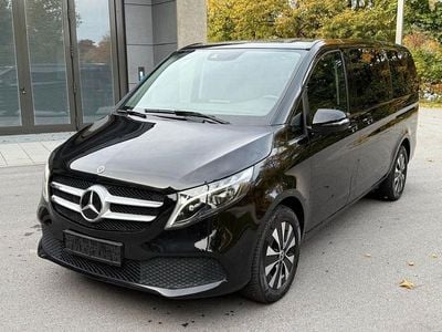 Mercedes V220