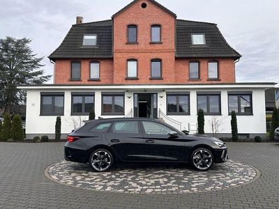 Schwarz Gebraucht 2025 Cupra Leon Limousine | 31.950 € (Superpreis)