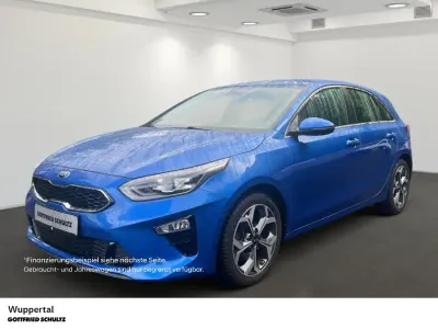 Gebraucht Kia Ceed Spirit 160 PS (117 kW) 2021 Blau Kleinwagen