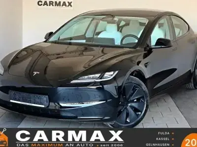 Second-hand Tesla Model 3 208 kW (283 CP) 2024 Negru Berlinǎ