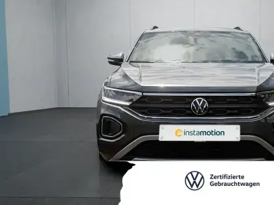 Używany VW T-Roc 116 KM (85 kW) 2024 Szary SUV