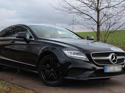 Schwarz Gebraucht 2015 Mercedes CLS350 Limousine | 17.500 € (Etwas zu teuer)
