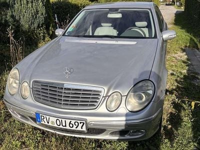 Mercedes E320