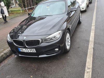 Schwarz Gebraucht 2016 BMW 320 Gran Turismo M Sport Limousine | 13.400 €