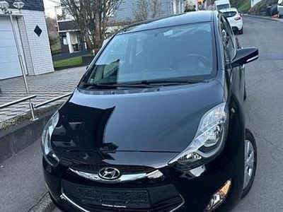 Second-hand Hyundai ix20 140 CP (102 kW) 2013 Negru Hatchback