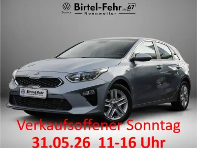 Gebraucht Kia Ceed Vision 136 PS (100 kW) 2021 Silber Kleinwagen