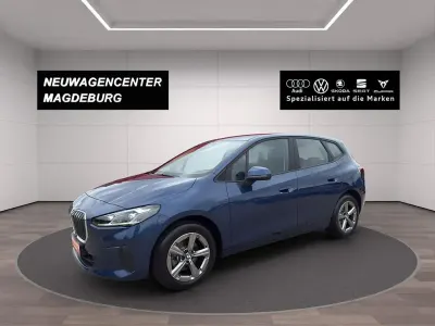 Gebraucht BMW 218 Active Tourer 150 PS (110 kW) 2024 Blau Van / Kleinbus