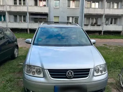 Gebraucht VW Touran 140 PS (102 kW) 2006 Silber Van / Kleinbus
