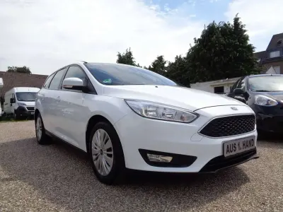 Gebraucht Ford Focus 101 PS (74 kW) 2018 Frostweiß Kombi