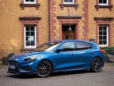 Usata Ford Focus ST 280 CV (205 kW) 2019 Blu Berlina