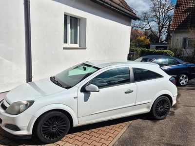 Gebraucht Opel Astra GTC 90 PS (66 kW) 2009 Weiß Coupé