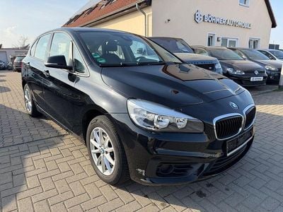 Gebraucht BMW 218 Active Tourer Basis 150 PS (110 kW) 2015 Schwarz Van / Kleinbus