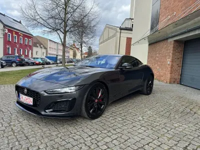 Käytetty Jaguar F-Type R 575 HP (422 kW) 2023 Musta Coupe - kaksiovinen