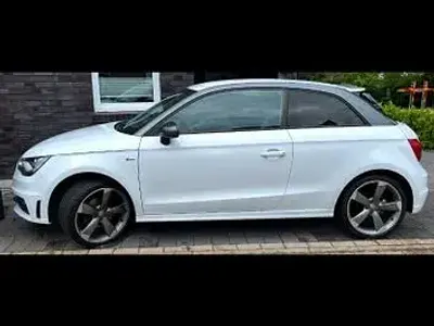 Gebraucht Audi A1 S-Line 143 PS (105 kW) 2012 Weiß Kleinwagen