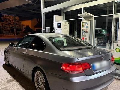 Gebraucht BMW 330 Sport Line 272 PS (200 kW) 2006 Coupé