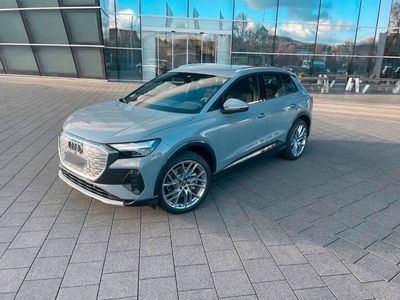 gebraucht Audi Q4 e-tron 40 e tron, Topzustand, wie neu