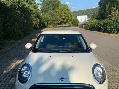 Gebraucht Mini ONE 102 PS (75 kW) 2016 Weiß Kleinwagen