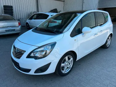 Brugt Opel Meriva Innovation 101 HK (74 kW) 2011 Hvid MPV