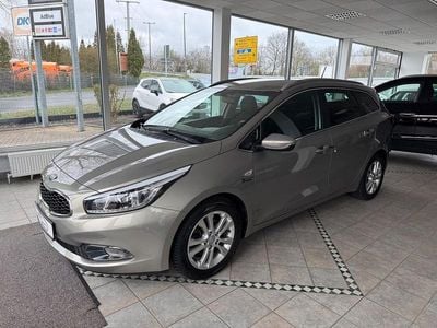 Gebraucht Kia Ceed Sportswagon 135 PS (99 kW) 2013 Silber Kombi