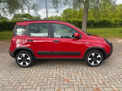 Occasion Fiat Panda 52 ch (38 kW) 2023 Rouge Citadine