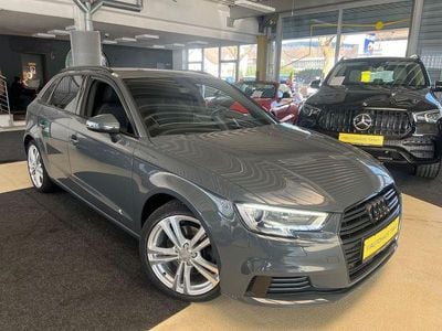 Gebraucht Audi A3 Sport 184 PS (135 kW) 2020 Grau Limousine