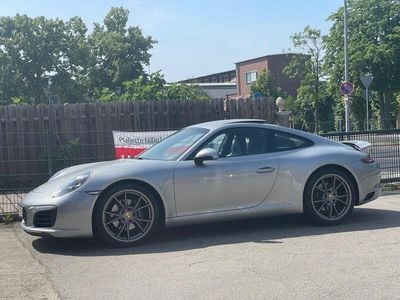 Porsche 911 Carrera