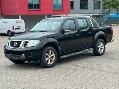 Gebraucht Nissan Navara SE 190 PS (139 kW) 2014 Schwarz Pickup