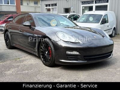 Porsche Panamera 4S