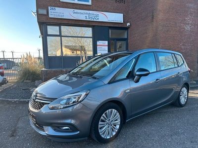Grau Gebraucht 2018 Opel Zafira Business Edition Van / Kleinbus | 12.750 € (Fairer Preis)