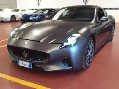 Neu Maserati Granturismo 559 kW (761 PS) 2025 Grau Coupé