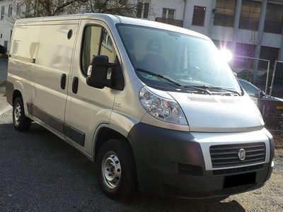 Gebraucht Fiat Ducato 131 PS (96 kW) 2014 Silber Van