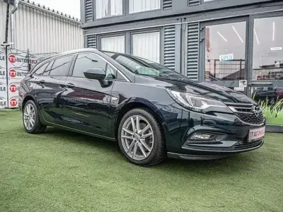 Usata Opel Astra 160 CV (117 kW) 2018 Verde Station wagon