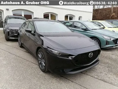 Gebraucht Mazda 3 Exclusive-Line 140 PS (102 kW) 2025 Platinum quartz m Limousine